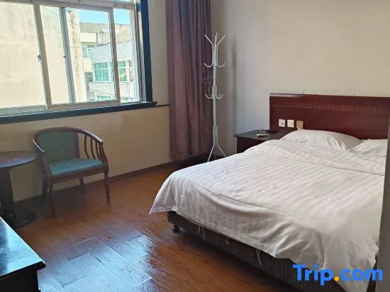 Rui'an Huafeng Hotel (Tangxia Town)
