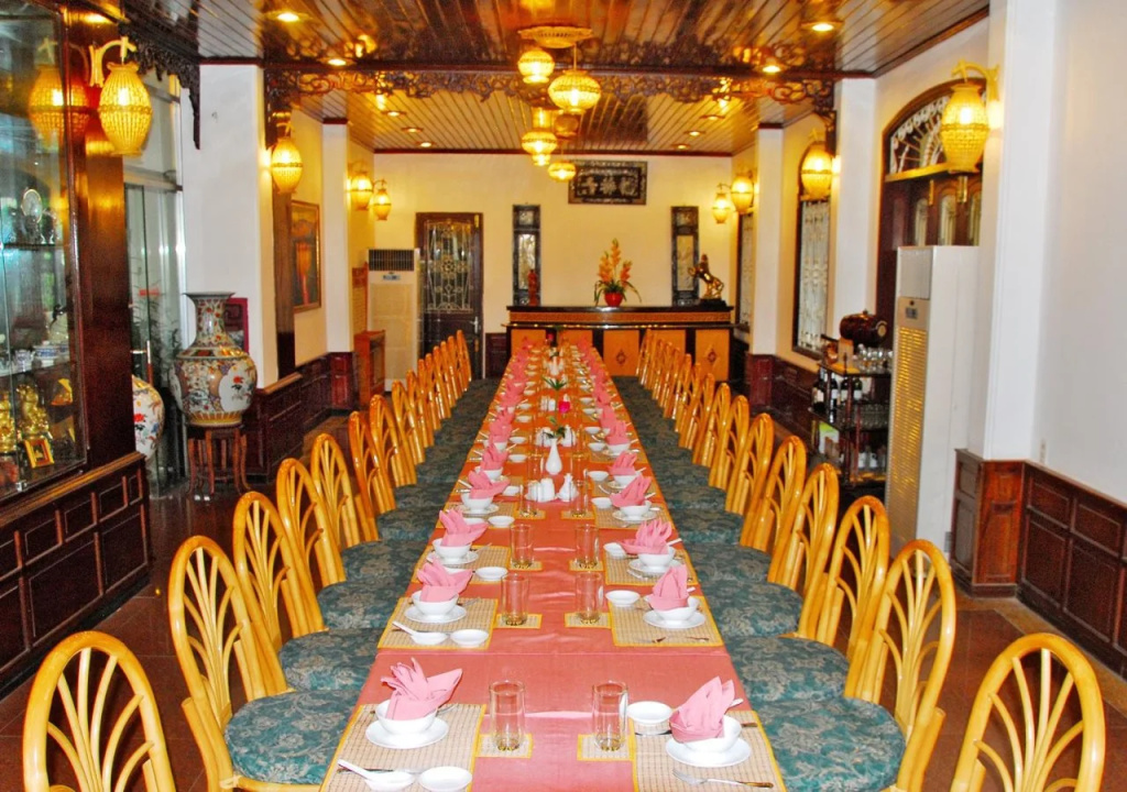 Areca Hotel