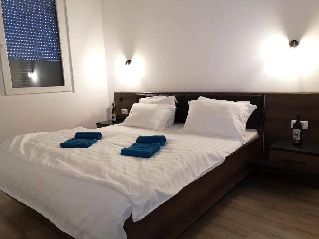 Ared-Atrium Mall ChrysFlatty 3 Premium apartment 60mp