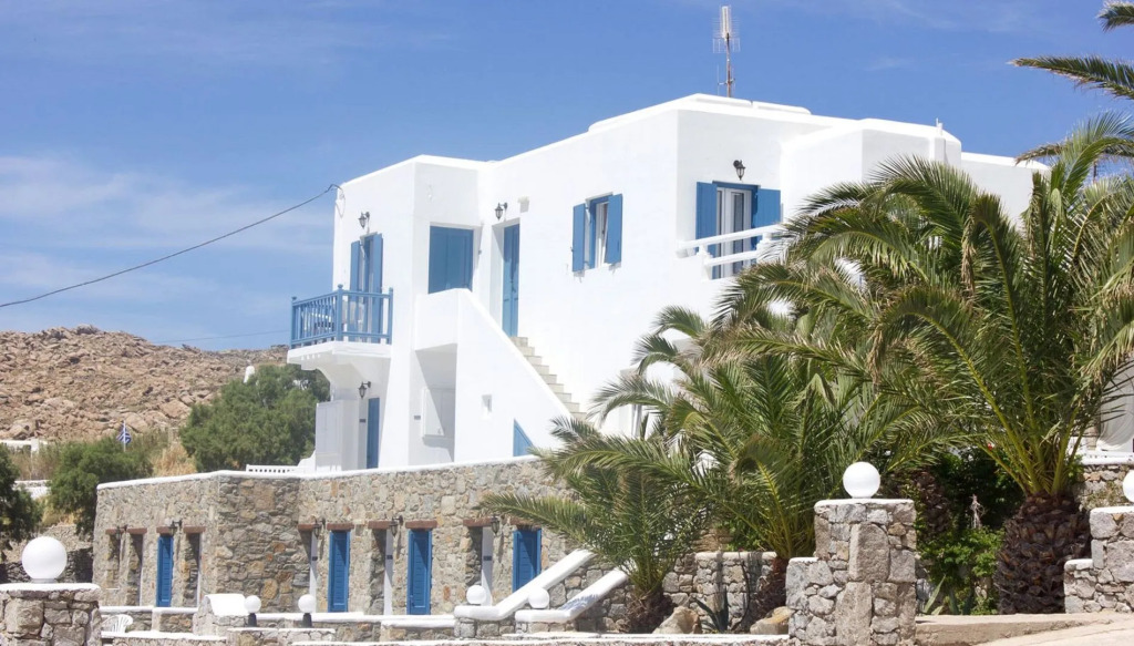 Anixi Hotel