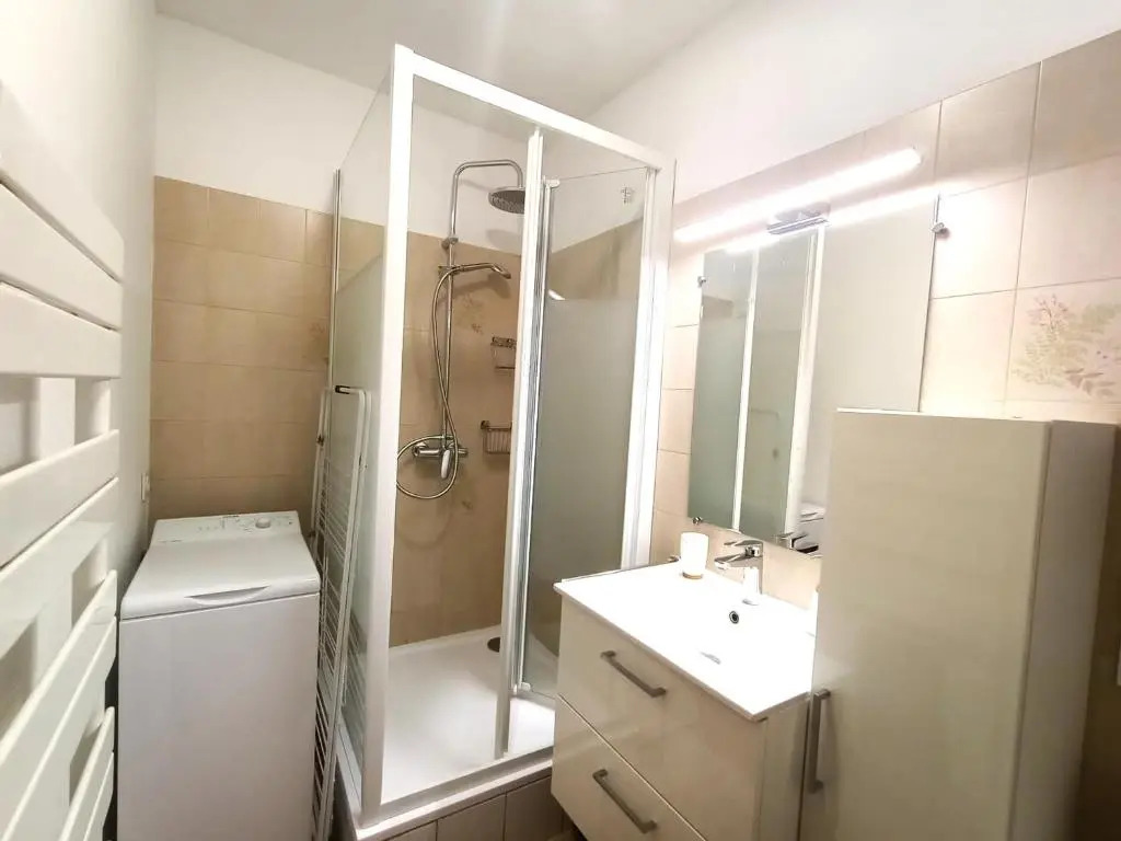 Studio Aix-les-Bains, 1 pièce, 2 personnes - FR-1-555-20