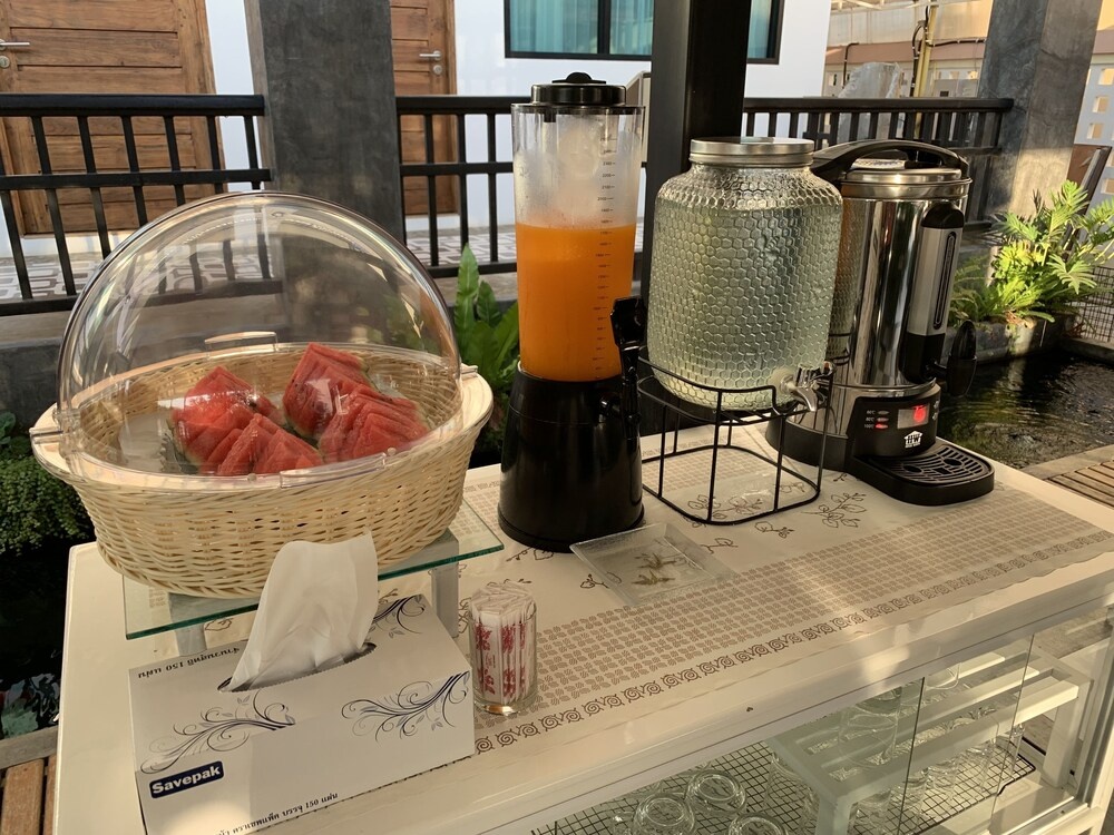 Phetcharat Grand Hotel Maesot
