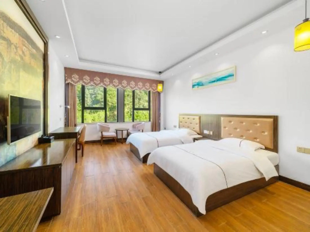 Yucheng Hotel