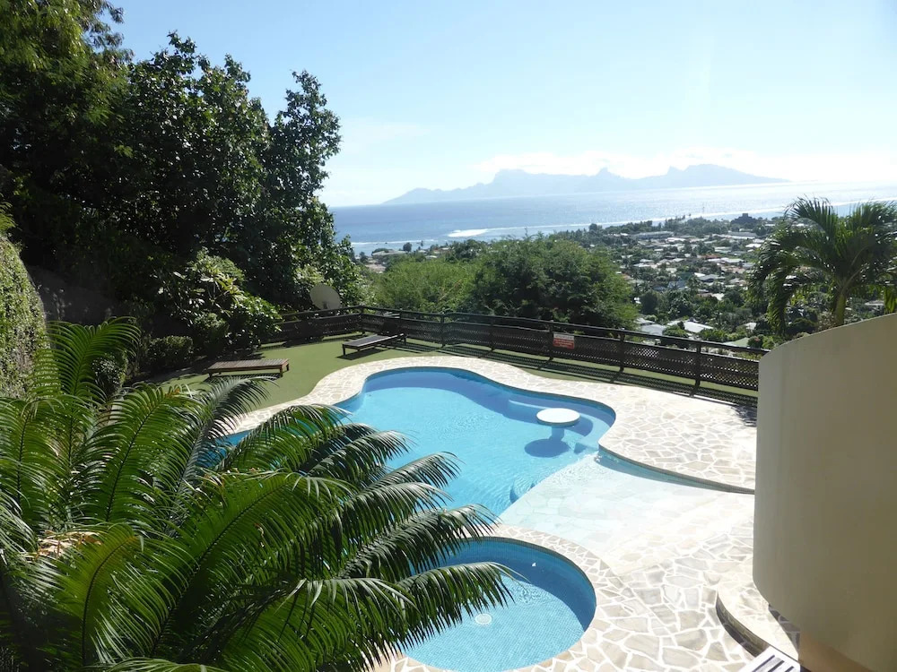 Sweet Home in Tahiti