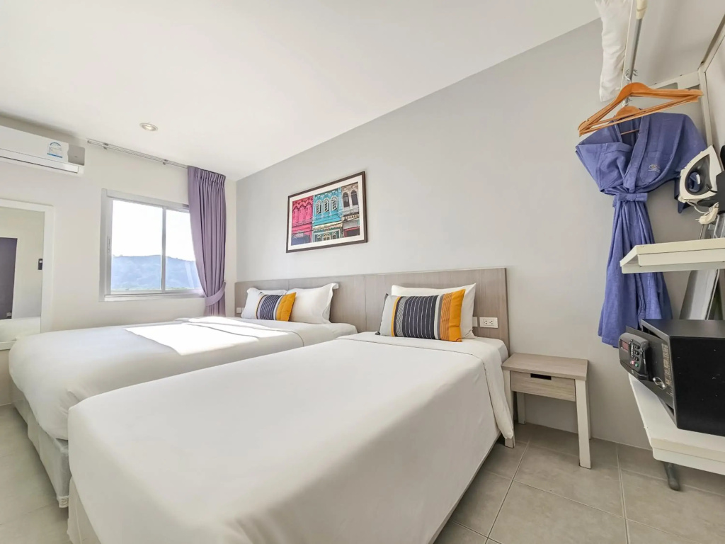 Recenta Phuket Suanluang by Deevana