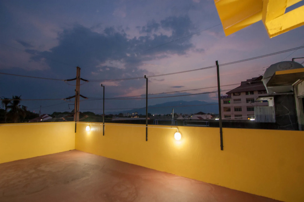 Thai Thai Hostel