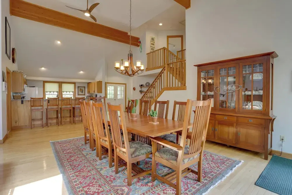 < 1 Mi to Camelback Resort: Home w/ Pool Table!