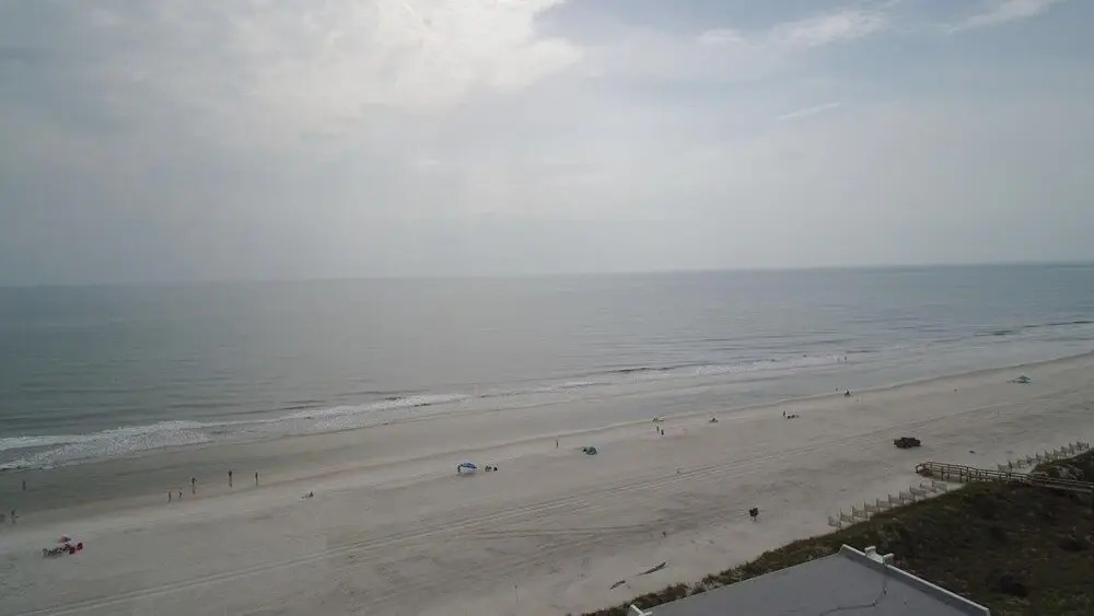 Tradewinds 151 1 Bedroom Condo by Redawning