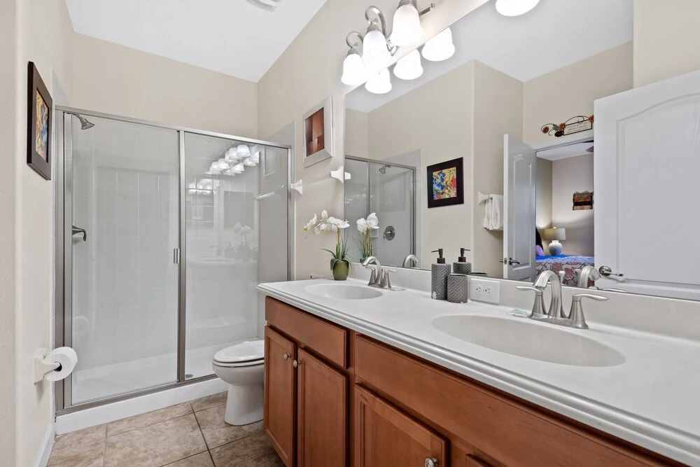 Tr_559r Champions Joy 9 Bedroom Home