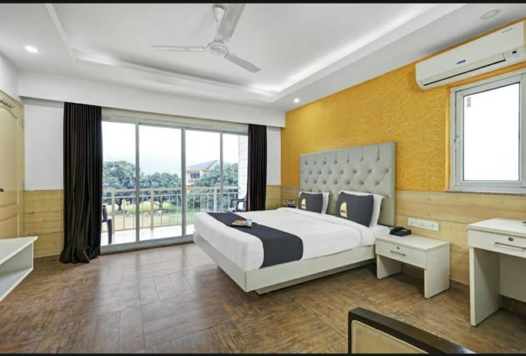 Oyo 35729 Corbett Moon Resort