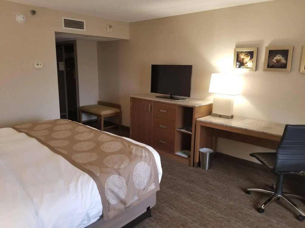 Radisson Hotel Detroit-Farmington Hills