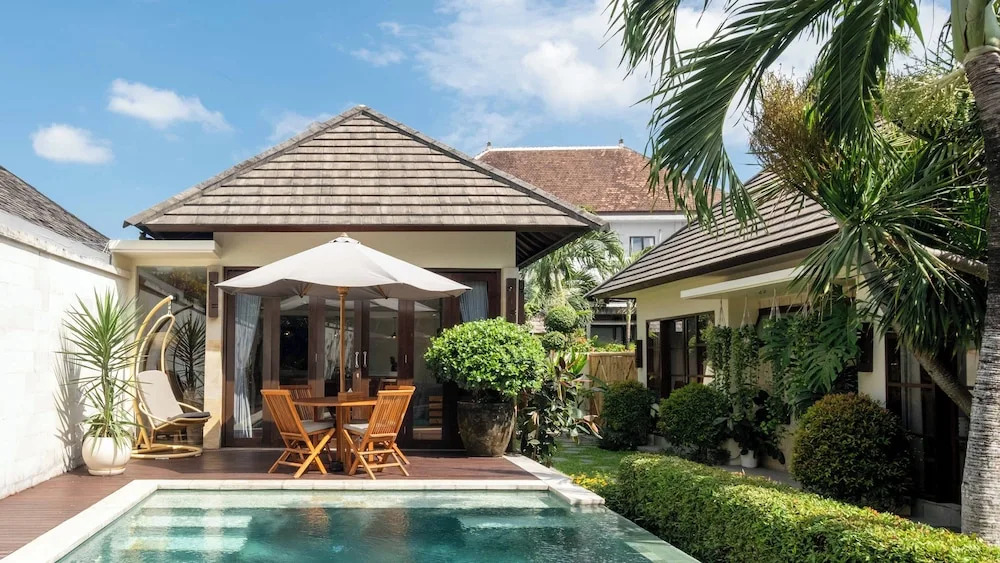 Villa Camilla 2 by Villa Finder