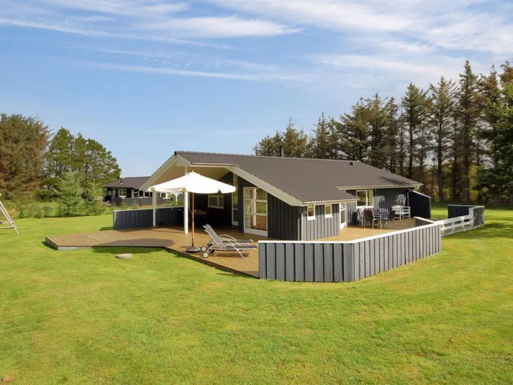 "Vivina" - 700m from the sea in NW Jutland