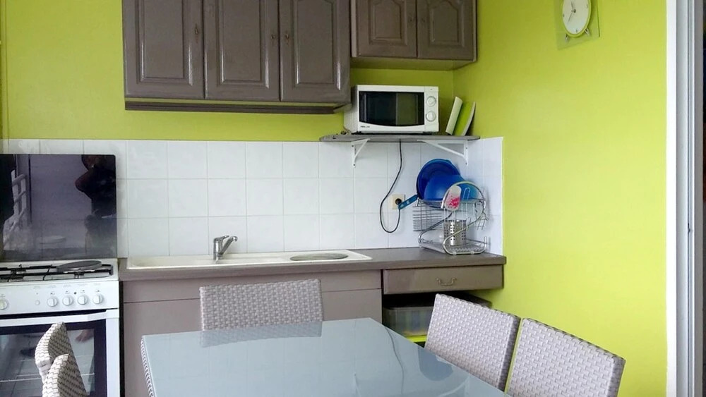 Apartment With one Bedroom in Sainte-anne, With Wonderful sea View, Po