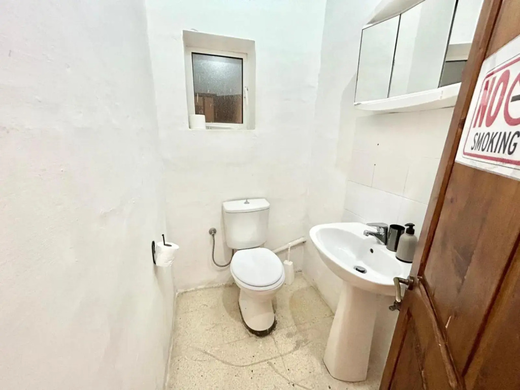 St Julians - Balluta Bay large 3 bedroom apartment