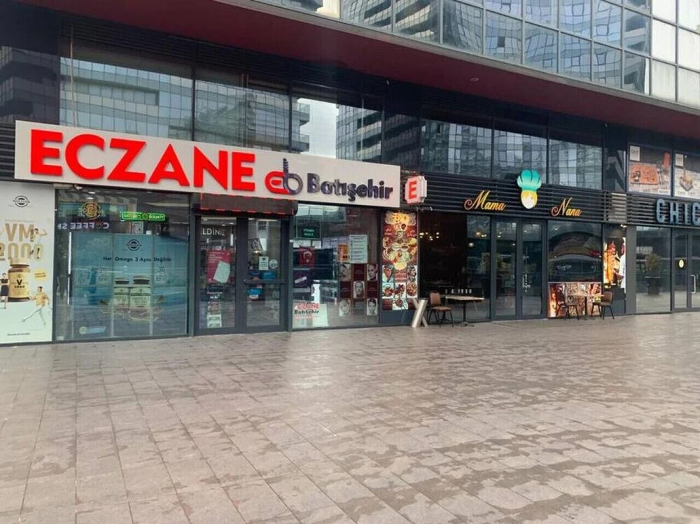 1 1 Balcony Deluxe Apart - Near Mall of Istanbul