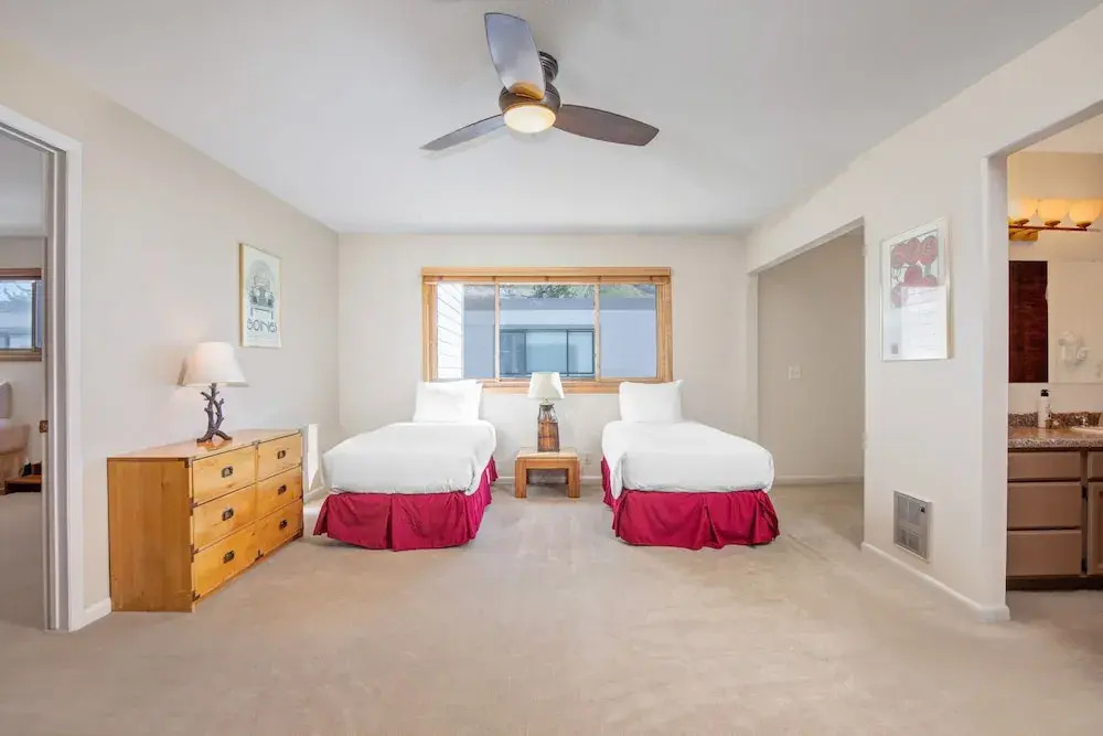 Snow Flower 028 3 Bedroom Condo by RedAwning