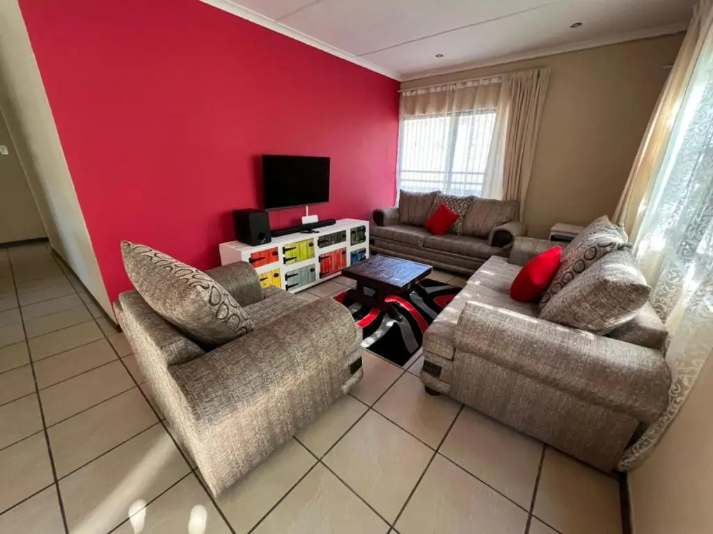 Safi Holiday House - 3 bedroom