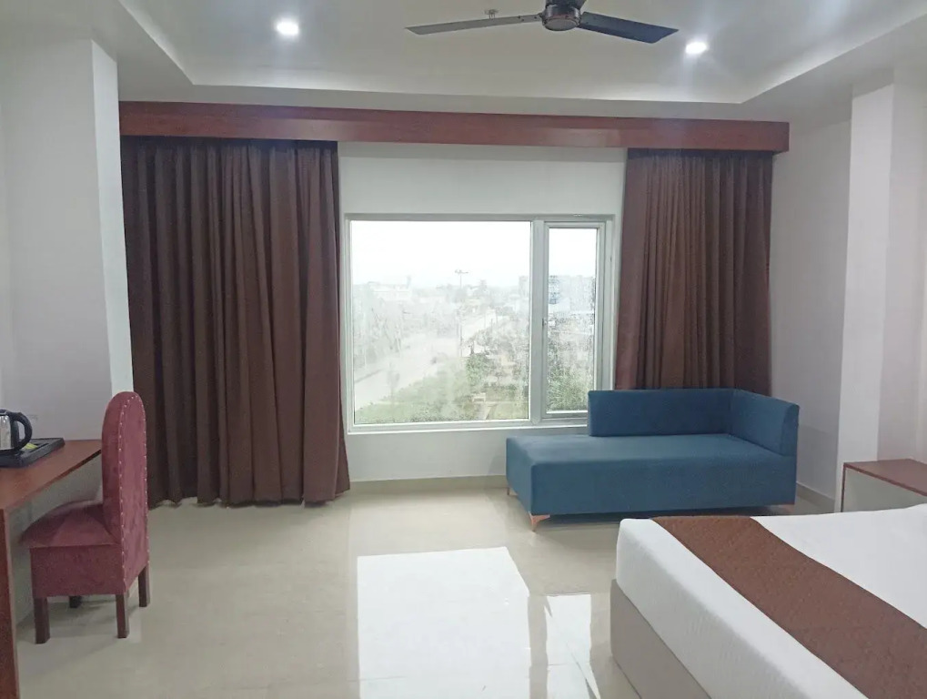 Hotel RKD Inn