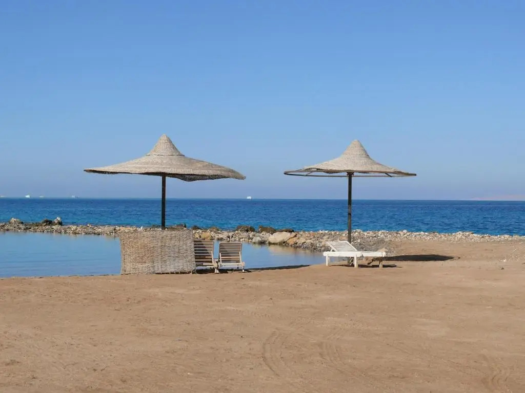 Mini-Studio With Free Private Beach