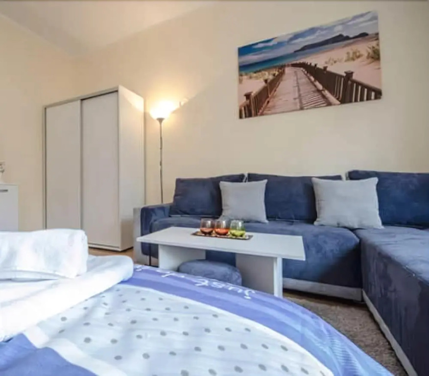 Bianco Apartments