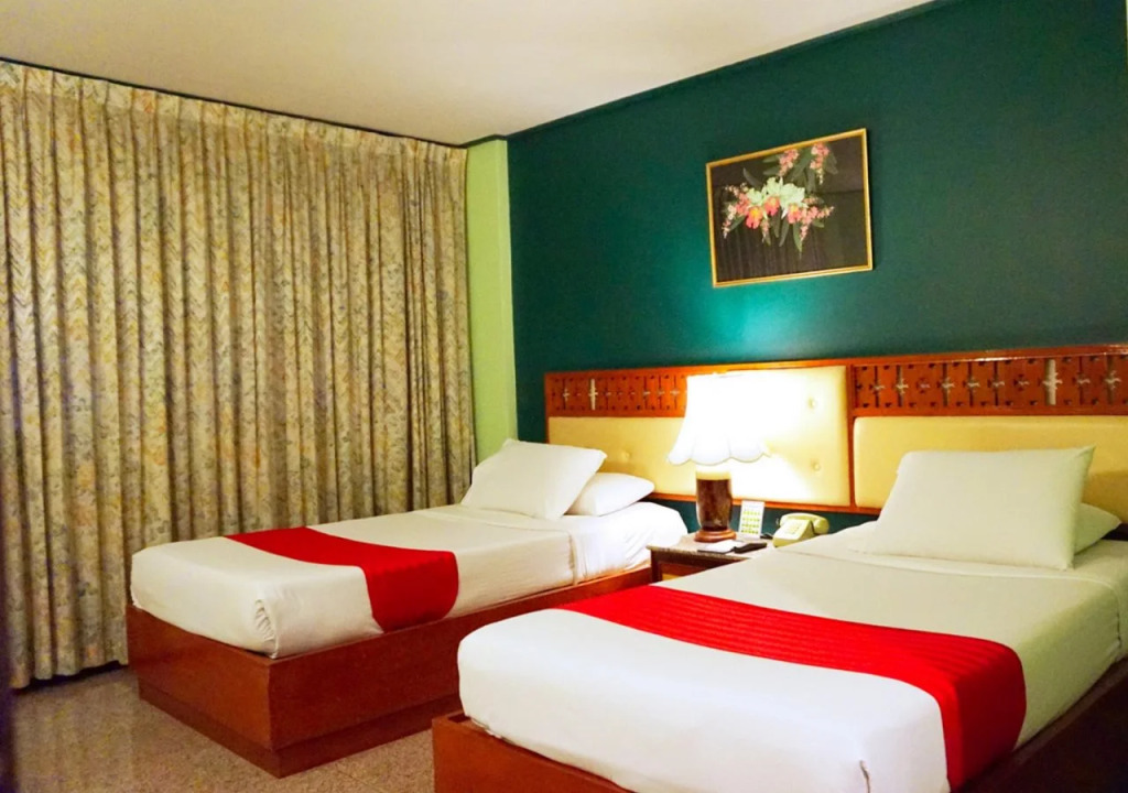 Viang Tak Riverside Hotel