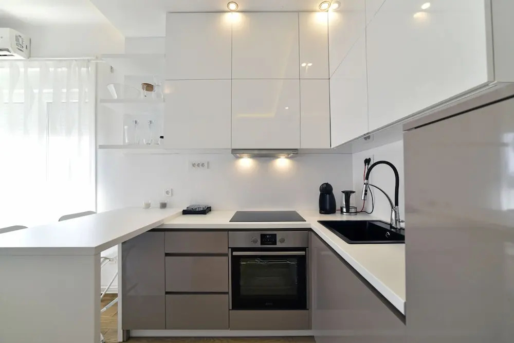 Maja Superior Apartment with Balcony
