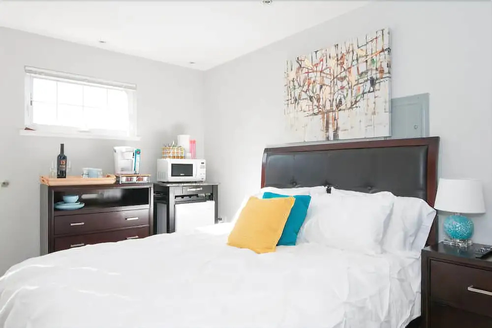 Garden Studio in Montclair Hills Studio Bedroom 1 Bathroom Apts