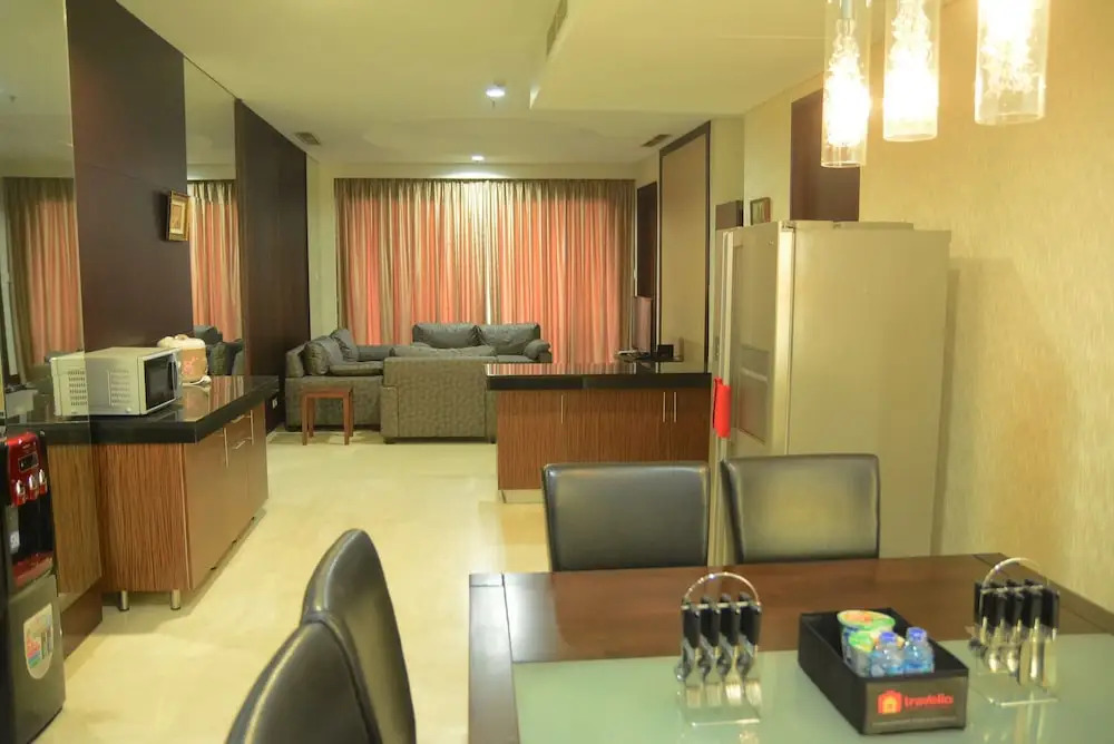 2 Bedrooms Pearl Garden by Travelio