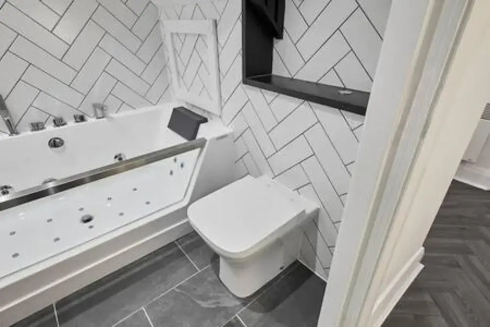 Host Stay Queen Square Hideaway