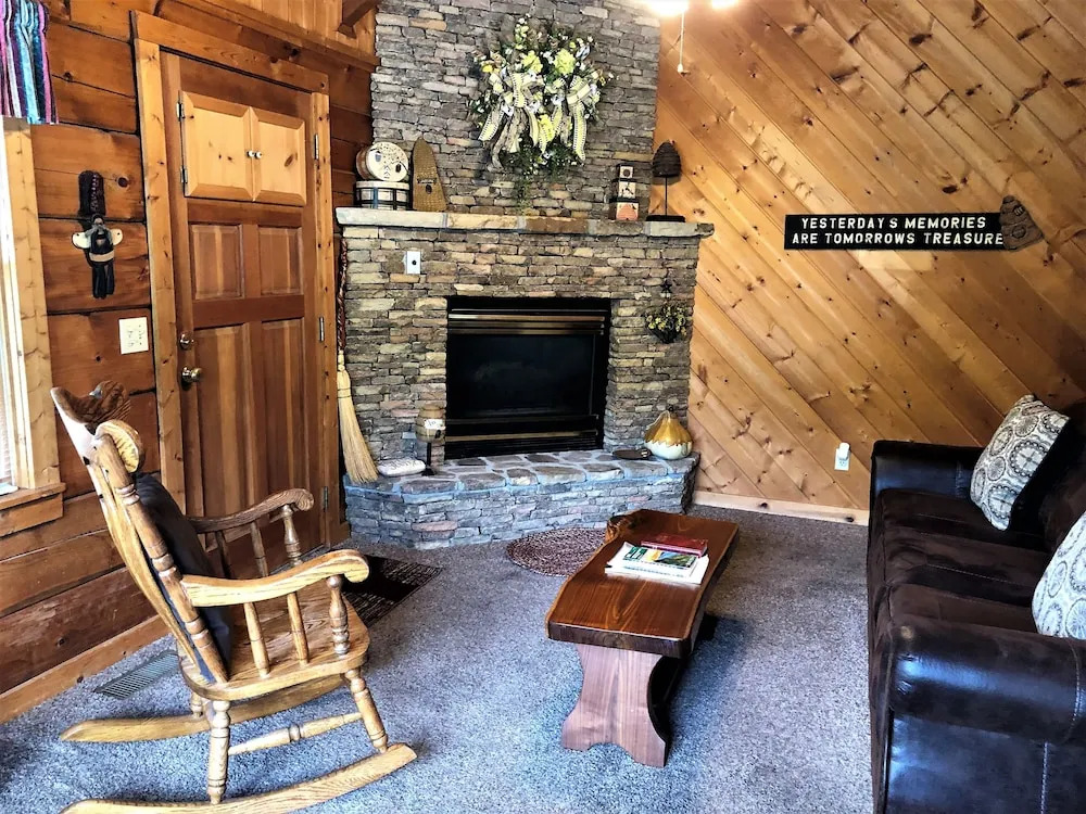 Honey Tree - Studio Cabin