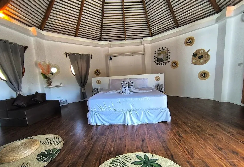 U Story Resort