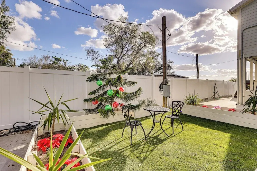 Private Beach: 'hidden Shack By the Bay' in Ruskin