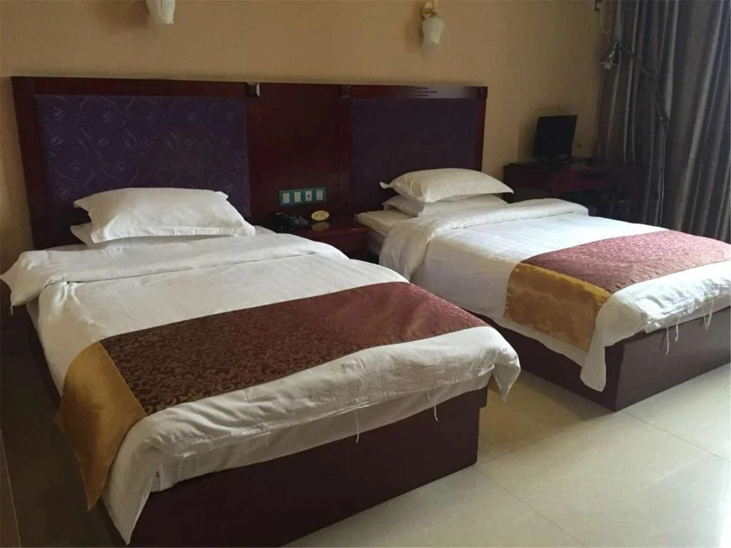 Tongyue Business Hotel