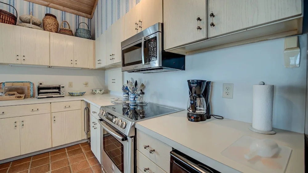 Well-appointed Oceanfront Villa With Elevator, Wifi And Decorated In A French Country Style 3 Bedroom Villa by Peace Vacations