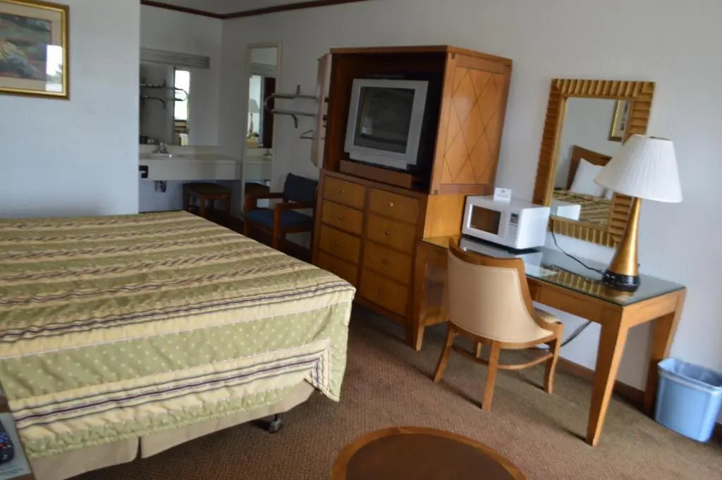 Night Inn