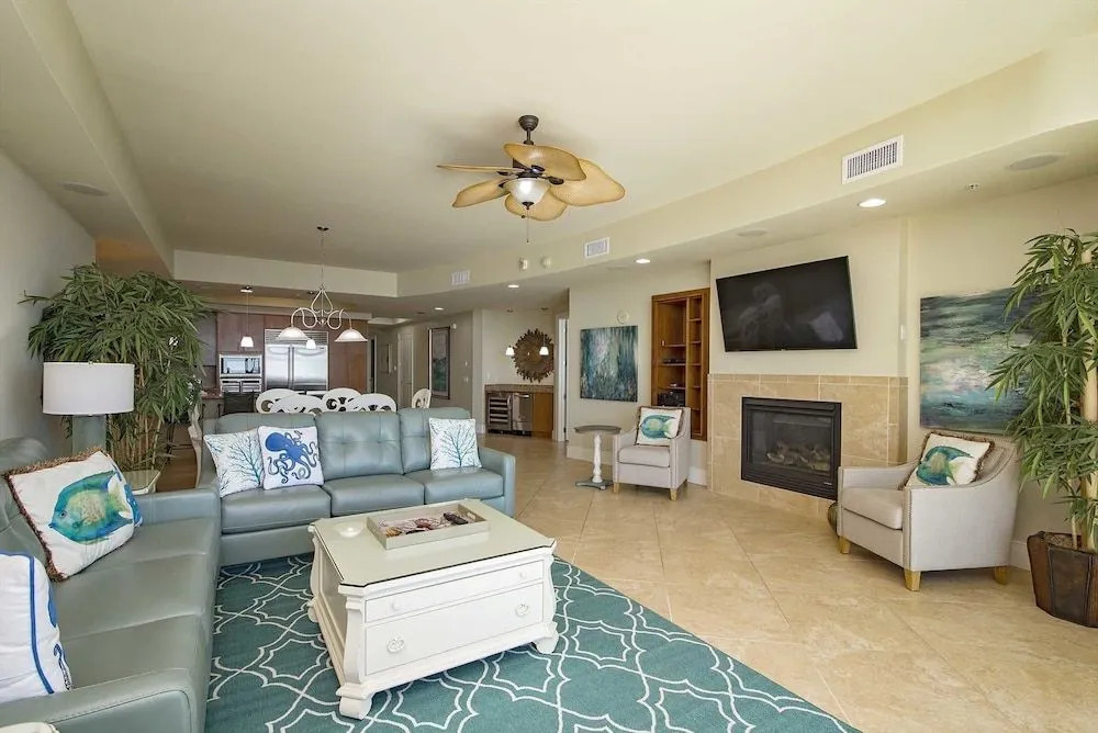 Turquoise Place D1208 3 Bedrooms 3.5 Bathrooms Condo