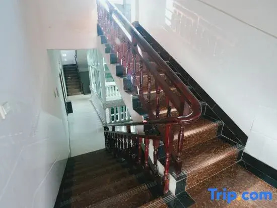 Yunxian South Asia Hotel