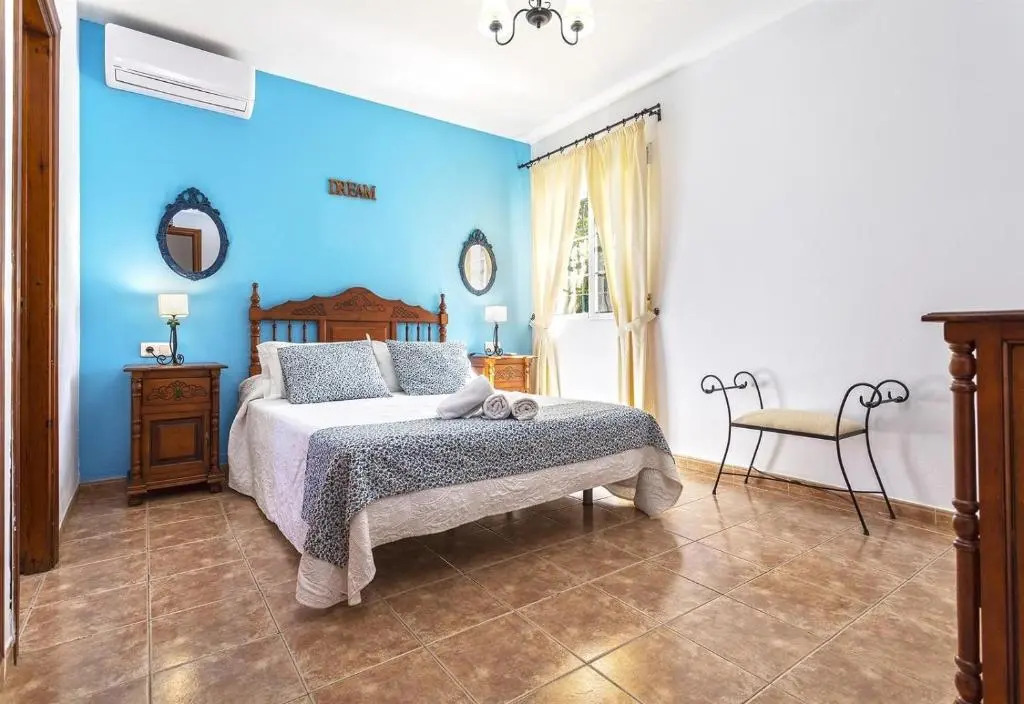 Villa Manuel