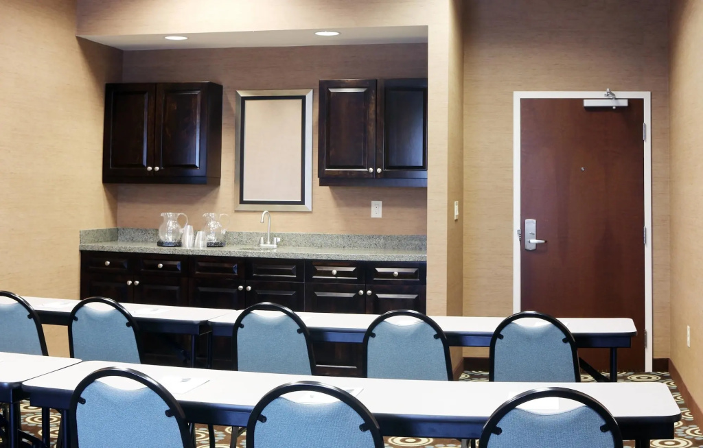 Hampton Inn and Suites Swansboro Near Camp Lejeune