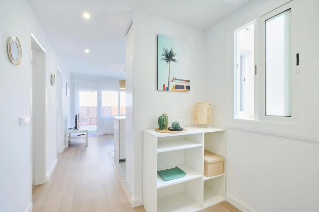Lovely 2 bedroom apartment with terrace