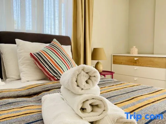 Cloud9 Rooms