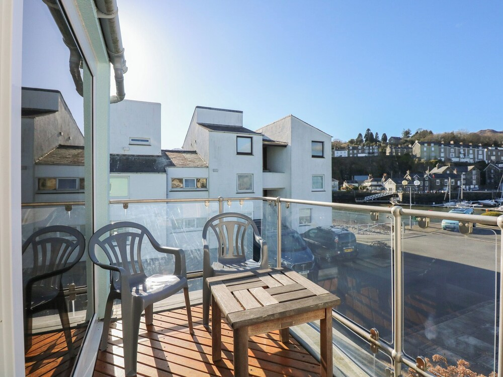 The Moorings Apartment