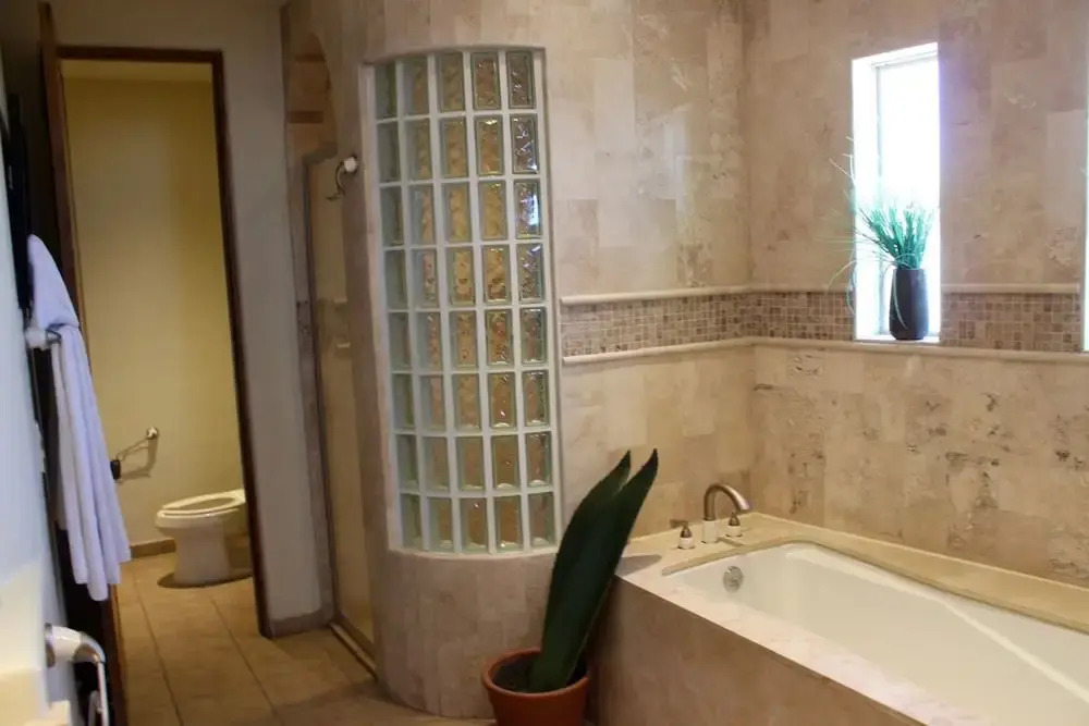 Bella Sirena 2BR BA 601-V by Casago