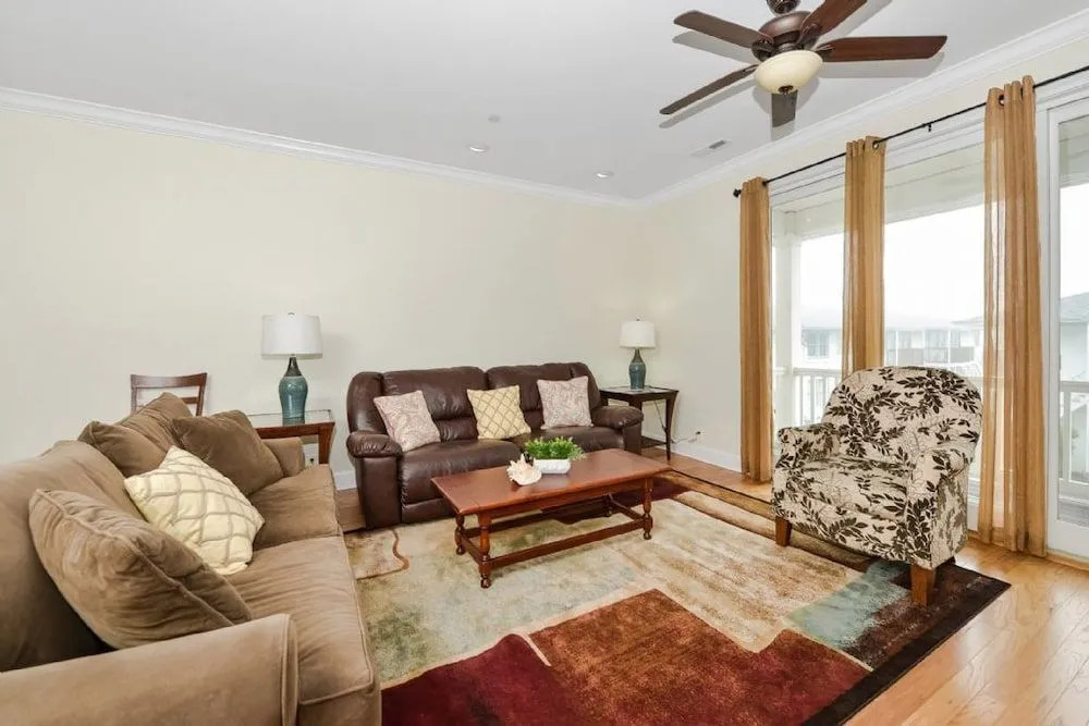 Sunburst 104 - 4 Br Townhouse