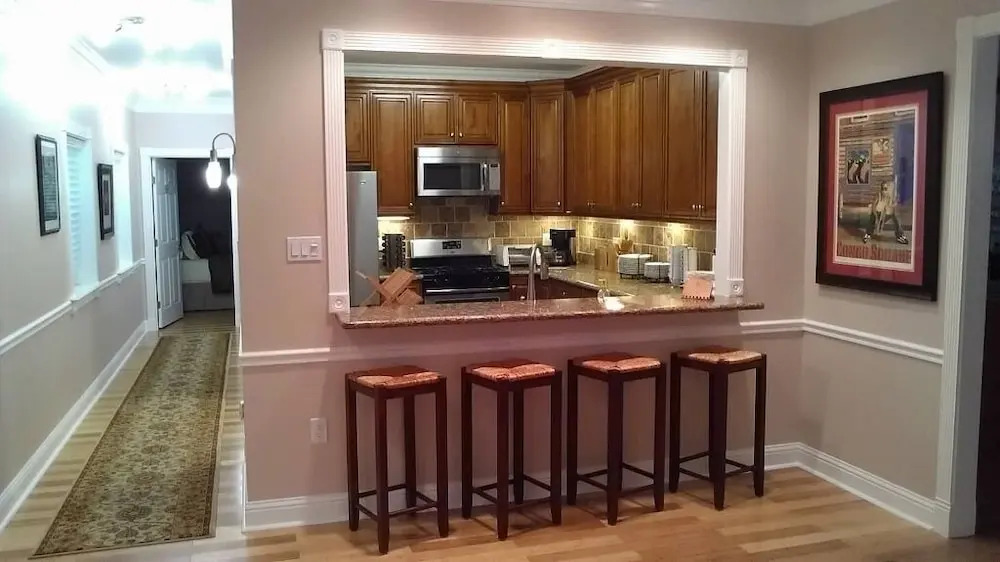 Waterfront NOLA Villa: 23 Mi to French Quarter