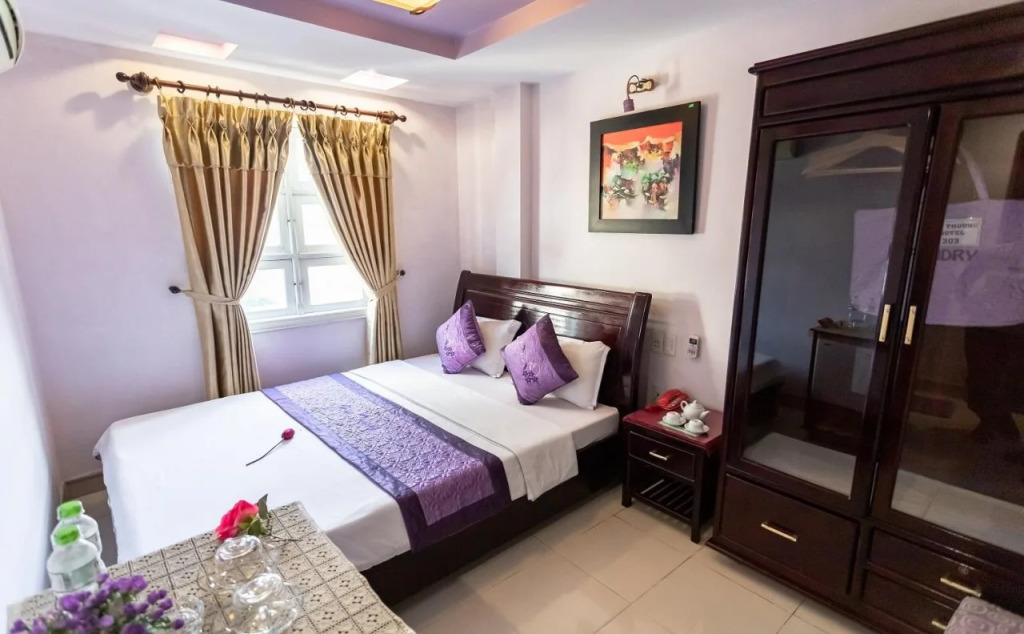 Huế thương Hotel
