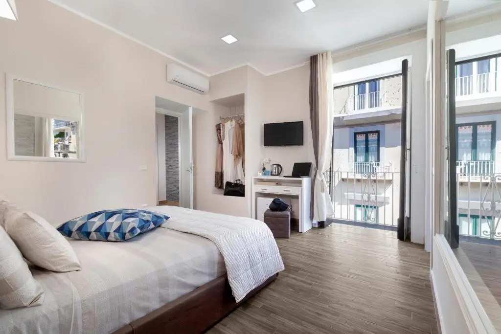 Emma luxury room