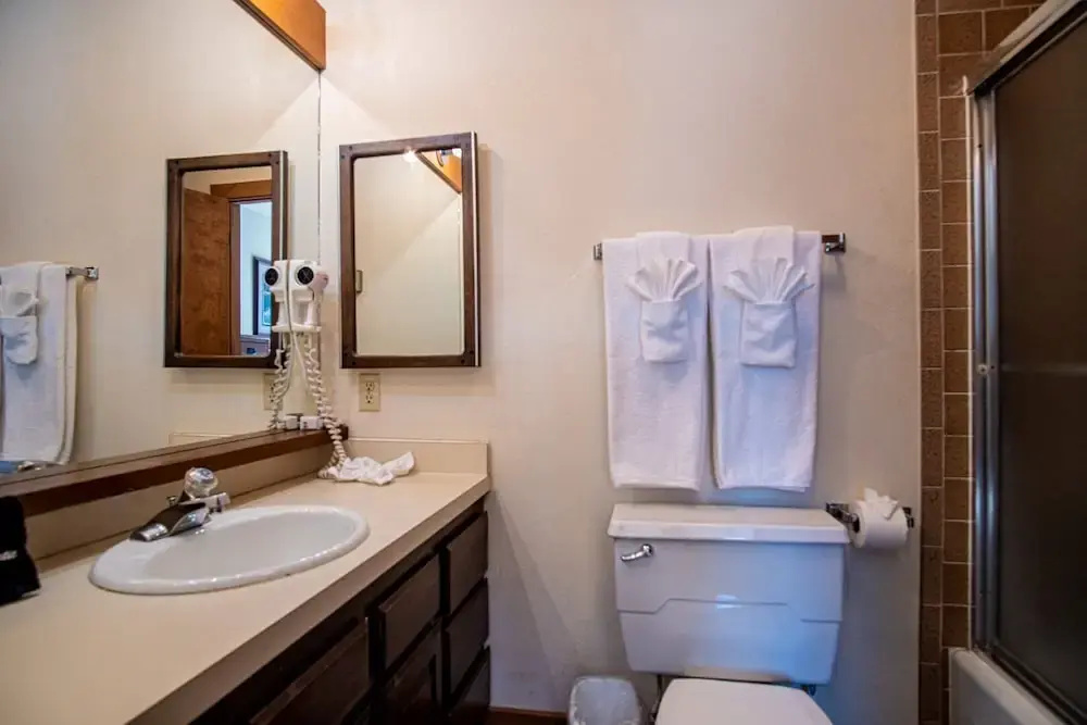 Stonehenge Condo - Nr Ski Lifts & Downtown