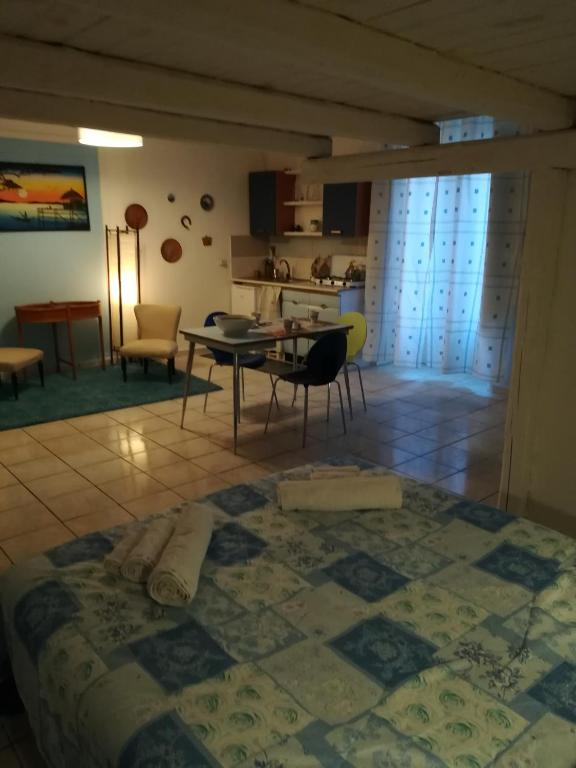 casa in palazzo Graffeo Eva